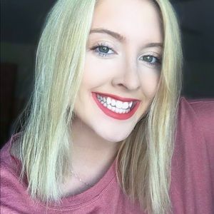 Meet your Posher, Gabrielle